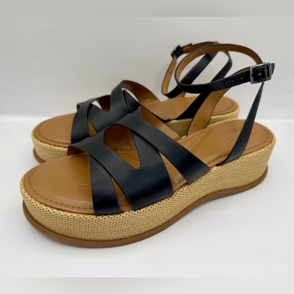 Naturalizer Black and Tan Platform Sandals Women’s Size 11, Leather
